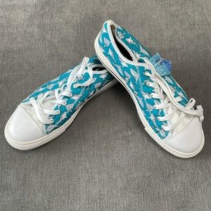 NWT converse style custom shoes